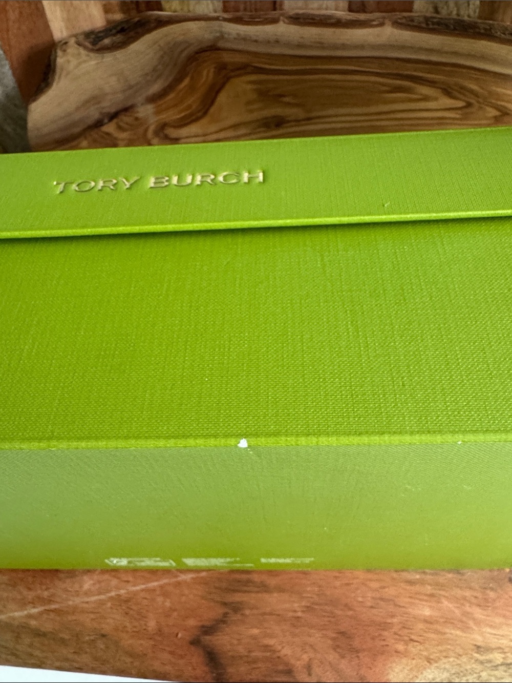 Tory Burch Lime Green Shoe Box with Gold Logo - Picture 6 of 10